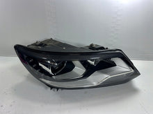 Laden Sie das Bild in den Galerie-Viewer, Frontscheinwerfer VW Tiguan 5N1941751 5N1941752 Xenon Ein Satz Headlight
