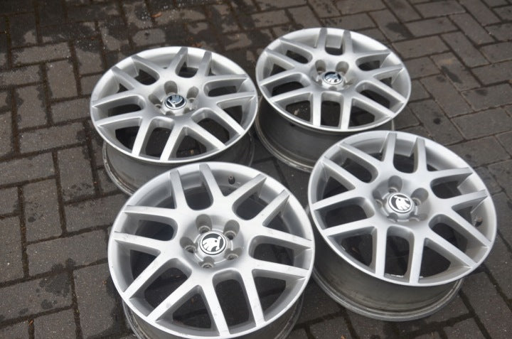 4x Alufelge 16 Zoll 6.5" 5x112 42ET Skoda Rapid Kamiq T-Cross Rim Wheel FEL3257844560zd