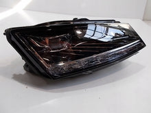 Laden Sie das Bild in den Galerie-Viewer, Frontscheinwerfer Skoda Fabia III 6V1941016 LED Rechts Scheinwerfer Headlight SCH5656431737bq