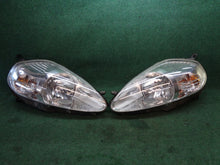 Laden Sie das Bild in den Galerie-Viewer, Frontscheinwerfer Fiat Grande Punto 89101387 89101388 Ein Satz Headlight SCH8813866030gp