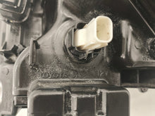 Load image into Gallery viewer, Frontscheinwerfer Toyota Yaris Rechts Scheinwerfer Headlight SCH8979086138zk