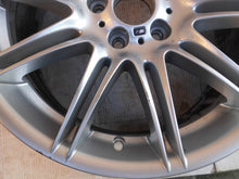 Laden Sie das Bild in den Galerie-Viewer, 1x Alufelge 19 Zoll 8.0" 5x120 7848083 BMW 3 E91 E90 Rim Wheel FEL3064422588tz