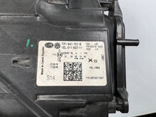 Laden Sie das Bild in den Galerie-Viewer, Frontscheinwerfer VW Touareg 7P0941751B Xenon Links Scheinwerfer Headlight