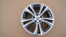 Laden Sie das Bild in den Galerie-Viewer, 1x Alufelge 18 Zoll 7.5" 5x112 51ET Glanz Silber 6856069 BMW X1 F48 Rim Wheel FEL4927059487lf