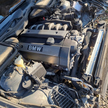 Laden Sie das Bild in den Galerie-Viewer, Motor BMW E39 M52B25 2.5 1998 Benzin Engine Unkomplett MOT7930764195vi