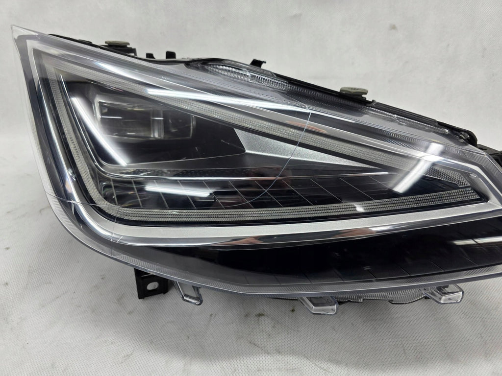 Frontscheinwerfer Seat Ibiza I V 6F1941008F Rechts Scheinwerfer Headlight SCH5192602359al
