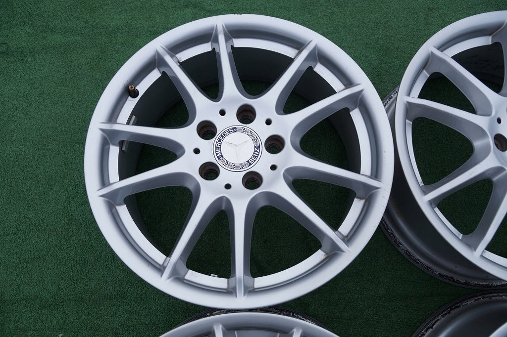 4x Alufelge 17 Zoll 7.0" 5x112 49ET Glanz Schwarz A1694012602 Mercedes-Benz W169 FEL6047968234rv