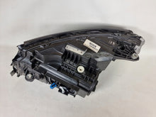 Laden Sie das Bild in den Galerie-Viewer, Frontscheinwerfer Mercedes-Benz Eqc A2939062801 Full LED Rechts Headlight SCH1514547326xf