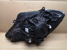 Laden Sie das Bild in den Galerie-Viewer, Frontscheinwerfer Mercedes-Benz Sprinter 906 A9068202461 Halogen Rechts SCH4498924633rk
