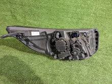 Laden Sie das Bild in den Galerie-Viewer, Frontscheinwerfer Kia Picanto CSC29087 Links Scheinwerfer Headlight SCH8623369641qi