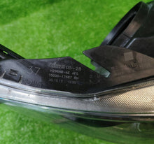 Laden Sie das Bild in den Galerie-Viewer, Frontscheinwerfer Toyota Avensis 1000017687 Xenon Rechts Scheinwerfer Headlight SCH3605381046jg