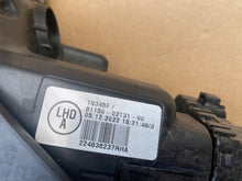Laden Sie das Bild in den Galerie-Viewer, Frontscheinwerfer Toyota Corolla Links Scheinwerfer Headlight
