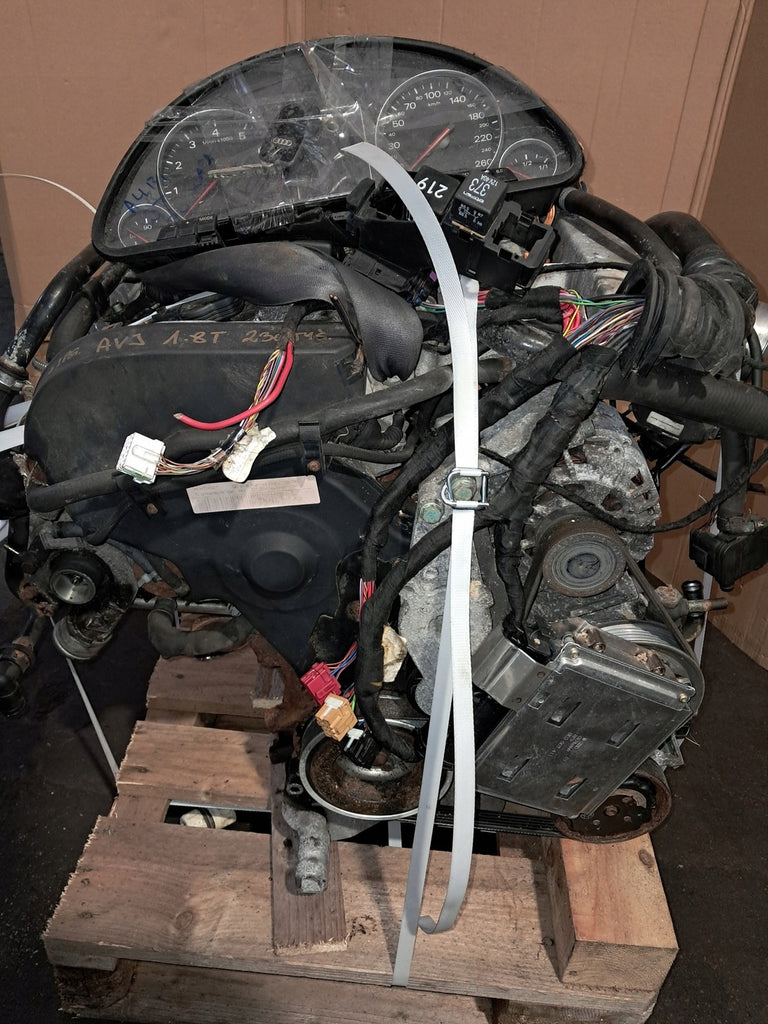 Motor Audi A6 A4 AVJ 1.8 150PS 110kW 230TKm 2003 Benzin Engine Komplett