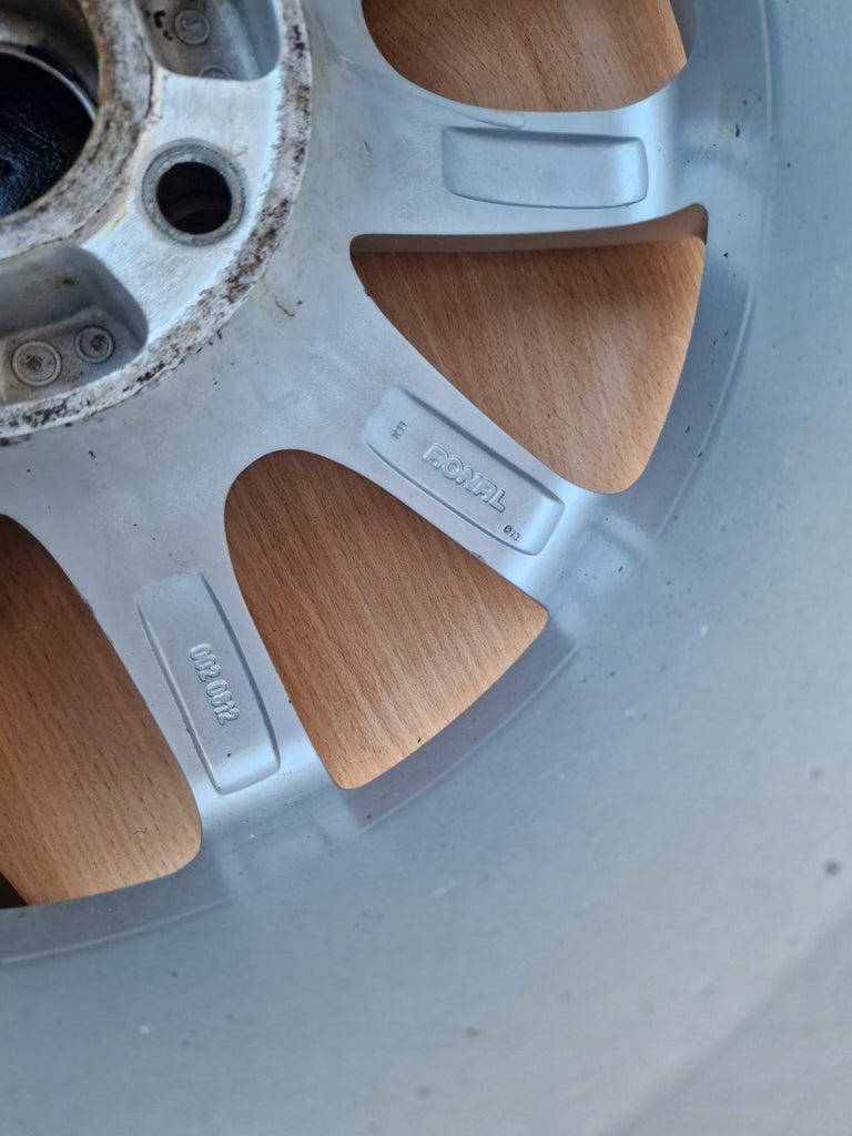 1x Alufelge 16 Zoll 7.0" 4x114.3 40ET Glanz Silber KE409-9F536 Nissan Almera FEL5144661633yx