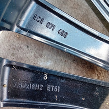 Laden Sie das Bild in den Galerie-Viewer, 1x Alufelge 18 Zoll 7.5&quot; 5x112 51ET Glanz Schwarz 5C5071498 VW Beetle Rim Wheel