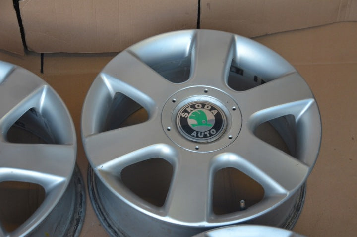 4x Alufelge 16 Zoll 7.0" 5x112 50ET Skoda Octavia III Golf Touran Rim Wheel FEL3803885049tk