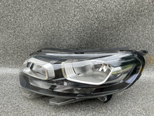 Laden Sie das Bild in den Galerie-Viewer, Frontscheinwerfer Citroën Jumpy Zafira C Vivaro 9808567780 Links Headlight SCH6854704897as