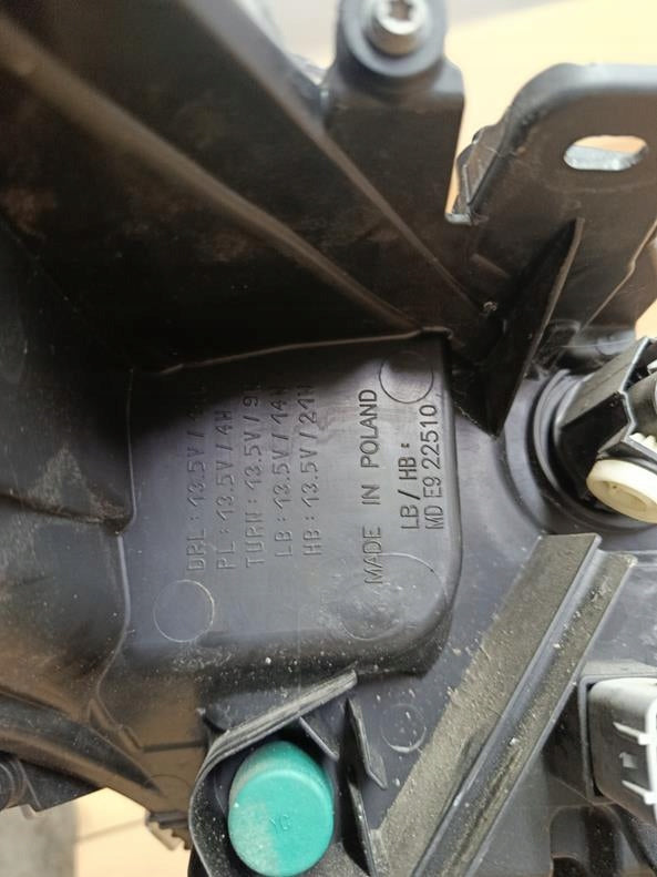 Frontscheinwerfer Toyota Corolla 81110-02S60 Rechts Scheinwerfer Headlight SCH4858210831gg