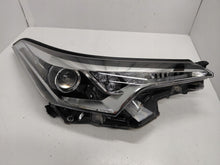 Laden Sie das Bild in den Galerie-Viewer, Frontscheinwerfer Toyota Chr 81110-F4031-00 Rechts Scheinwerfer Headlight SCH3043745000dj