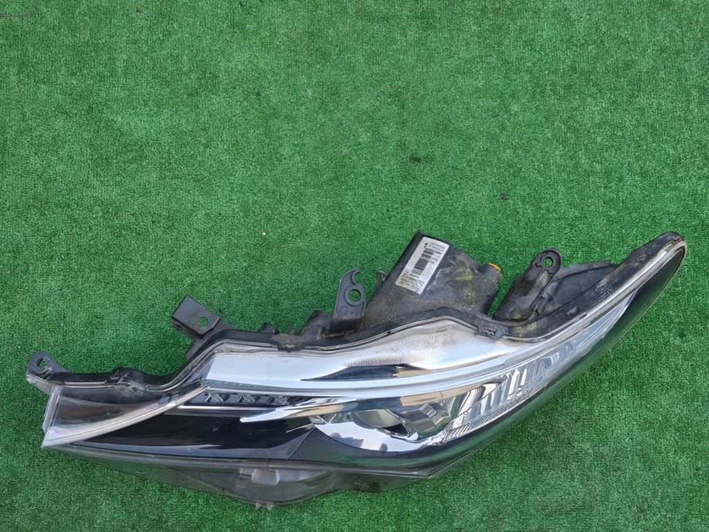 Frontscheinwerfer Toyota Auris 89907727 Links Scheinwerfer Headlight SCH1317457295gp