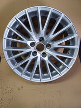 Laden Sie das Bild in den Galerie-Viewer, 1x Alufelge 18 Zoll 8.5" 5x112 50ET 8S0601025D Audi Tt Rim Wheel FEL7011633689qf