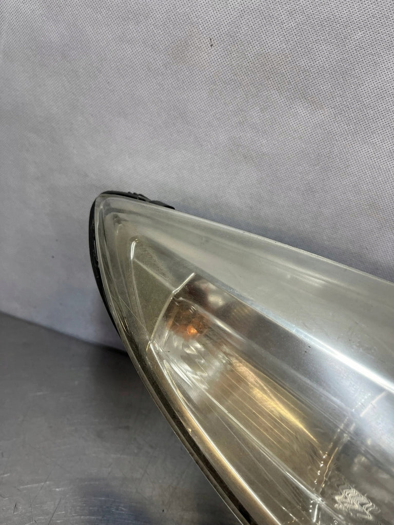 Frontscheinwerfer Renault Megane III 260100017R Rechts Scheinwerfer Headlight SCH9243564142wp