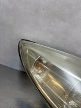 Laden Sie das Bild in den Galerie-Viewer, Frontscheinwerfer Renault Megane III 260100017R Rechts Scheinwerfer Headlight SCH9243564142wp