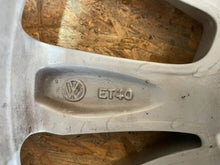 Load image into Gallery viewer, 1x Alufelge 15 Zoll 5.5" 5x100 40ET Matt Silber 2G0601025 VW Polo Rim Wheel FEL4947517640wq