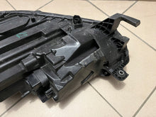 Laden Sie das Bild in den Galerie-Viewer, Frontscheinwerfer Skoda Octavia IV 5E4941016A LED Rechts Scheinwerfer Headlight SCH4868359715dr