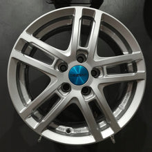 Load image into Gallery viewer, 4x Alufelge 15 Zoll 6.0" 5x105 37ET KBA51747 Chevrolet Aveo Astra Rim Wheel FEL6156397233vs