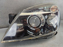 Laden Sie das Bild in den Galerie-Viewer, Frontscheinwerfer Opel Astra H 103419012114 Xenon Links Scheinwerfer Headlight SCH9514982430ib