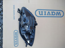 Load image into Gallery viewer, Frontscheinwerfer Toyota Yaris Rechts Scheinwerfer Headlight