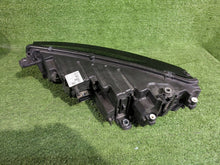 Load image into Gallery viewer, Frontscheinwerfer Skoda Octavia IV 5E4941016 Rechts Scheinwerfer Headlight SCH2304521264xp