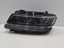 Load image into Gallery viewer, Frontscheinwerfer VW Tiguan 5NB941081D Ein Stück (Rechts oder Links) Headlight