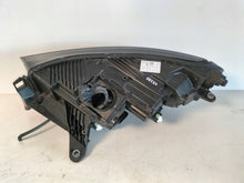 Laden Sie das Bild in den Galerie-Viewer, Frontscheinwerfer Skoda Enyaq 5LB941016A LED Rechts Scheinwerfer Headlight SCH3054283509kk