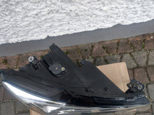 Load image into Gallery viewer, Frontscheinwerfer Seat Tarraco 5FJ941008G Full LED Rechts Scheinwerfer Headlight