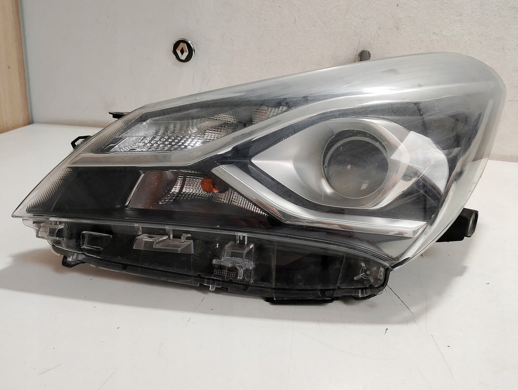Frontscheinwerfer Toyota Yaris Links Scheinwerfer Headlight