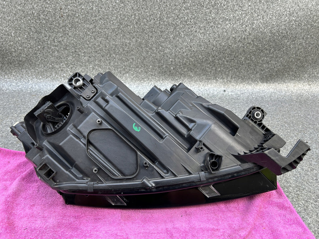 Frontscheinwerfer Skoda Octavia IV 5E4941015A Links Scheinwerfer Headlight SCH7611850896dt