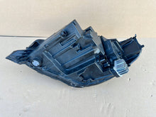 Laden Sie das Bild in den Galerie-Viewer, Frontscheinwerfer Opel Corsa F 39162654 Rechts Scheinwerfer Headlight SCH9133627059sd