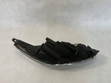 Laden Sie das Bild in den Galerie-Viewer, Frontscheinwerfer Ford Fiesta I C1BB-13W030-CD Links Scheinwerfer Headlight SCH8887958428dn
