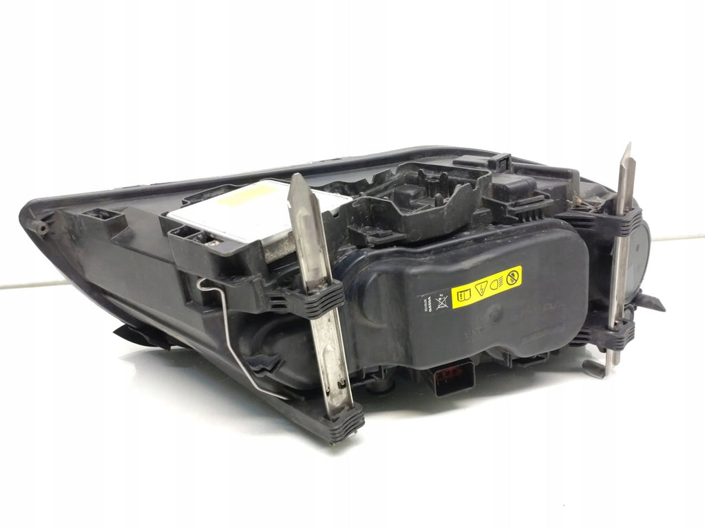 Frontscheinwerfer Volvo Xc70 30796135 D1S6948180 Links Scheinwerfer Headlight SCH3042657096ow