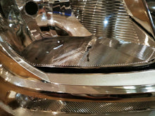 Load image into Gallery viewer, Frontscheinwerfer Ford Transit BK3113W029BF Rechts Scheinwerfer Headlight SCH2136715298qx