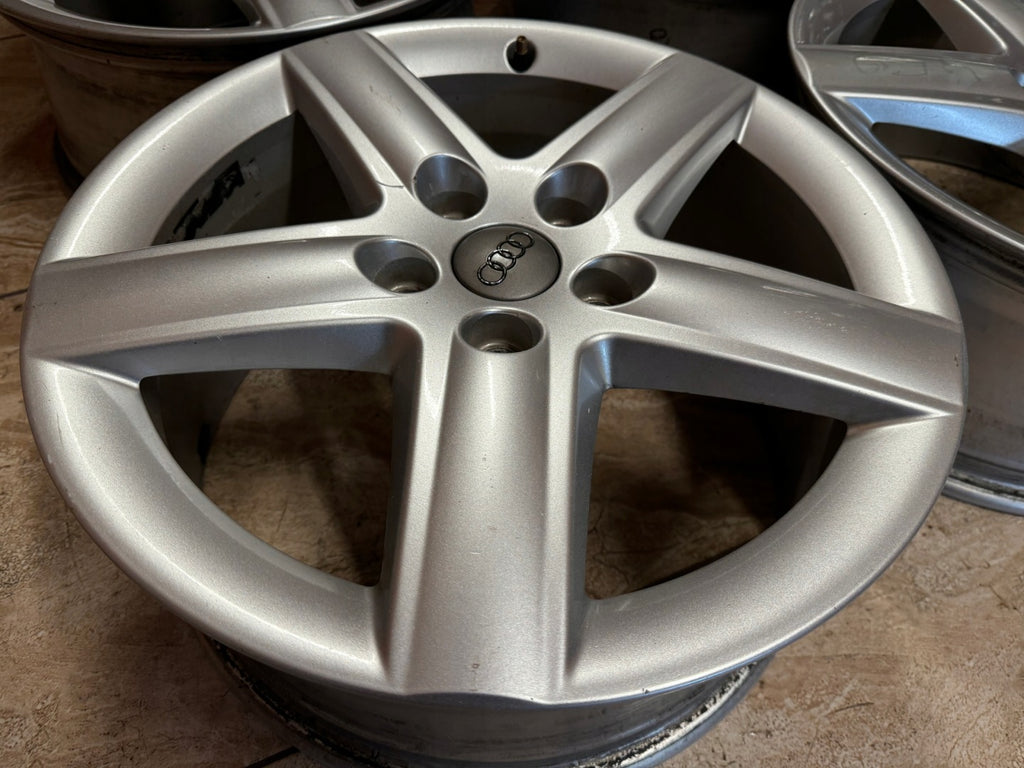 4x Alufelge 17 Zoll 7.5" 5x112 56ET Glanz Silber 8P0601025D Audi A3 Rim Wheel FEL9794090086vg