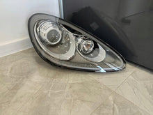 Laden Sie das Bild in den Galerie-Viewer, Frontscheinwerfer Porsche Cayenne 7P5941030 Xenon Rechts Scheinwerfer Headlight SCH5584782528ob