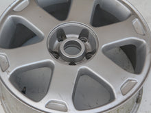 Load image into Gallery viewer, 1x Alufelge 17 Zoll 7.5&quot; 5x112 45ET Glanz Silber 8D0601025 Audi A4 Rim Wheel