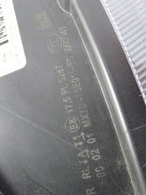 Laden Sie das Bild in den Galerie-Viewer, Frontscheinwerfer Ford Focus MX7B-13E015-EB Ein Stück (Rechts oder Links) SCH6106193533ax