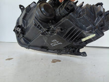 Laden Sie das Bild in den Galerie-Viewer, Frontscheinwerfer Dacia Duster 260101613R Full LED Rechts Scheinwerfer Headlight