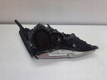 Laden Sie das Bild in den Galerie-Viewer, Frontscheinwerfer Honda Crv Cr-V III 33150-SWW-G1C Xenon Links Headlight