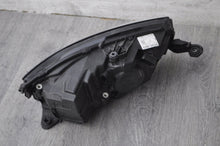 Laden Sie das Bild in den Galerie-Viewer, Frontscheinwerfer Skoda Fabia III 6V1941015F Full LED Links Headlight