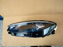 Laden Sie das Bild in den Galerie-Viewer, Frontscheinwerfer VW Passat 3J1941005 Full LED Links Scheinwerfer Headlight SCH9536882809zb